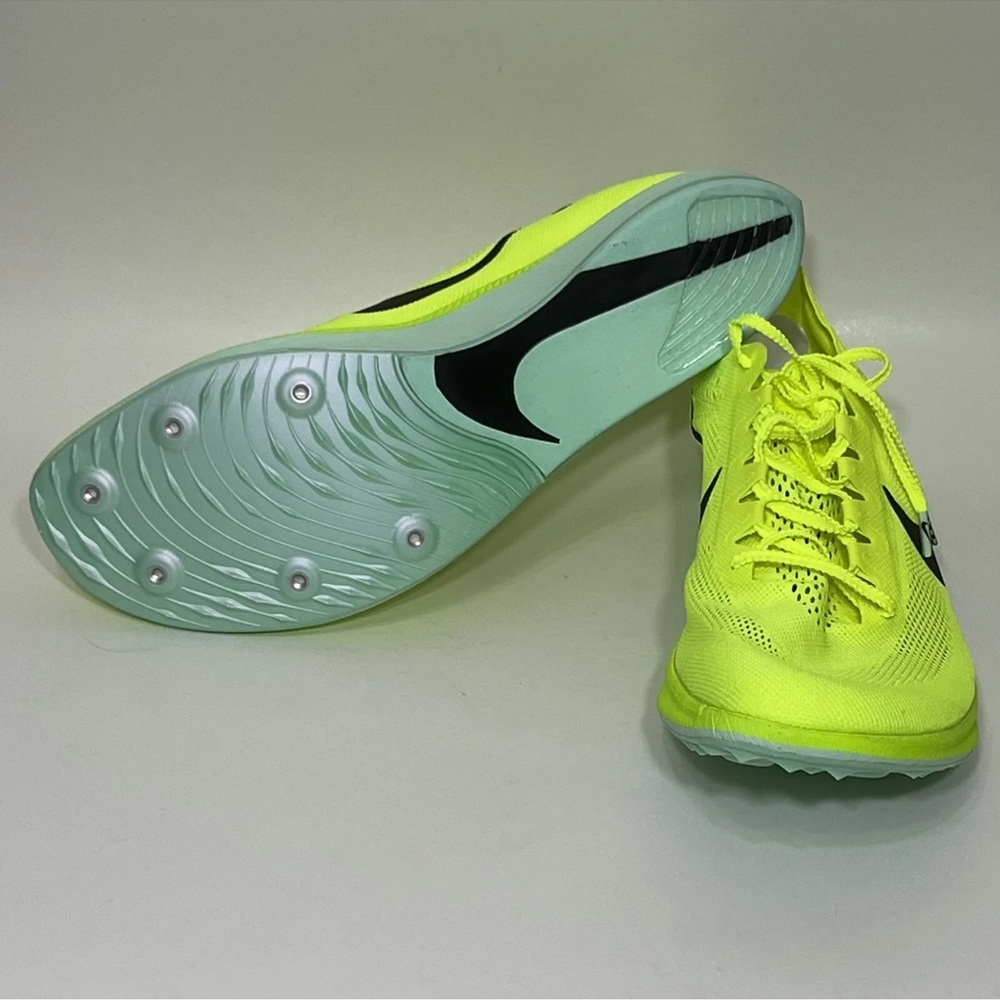 Nike ZoomX Dragonfly Racing Spikes - Picture 2 of 9